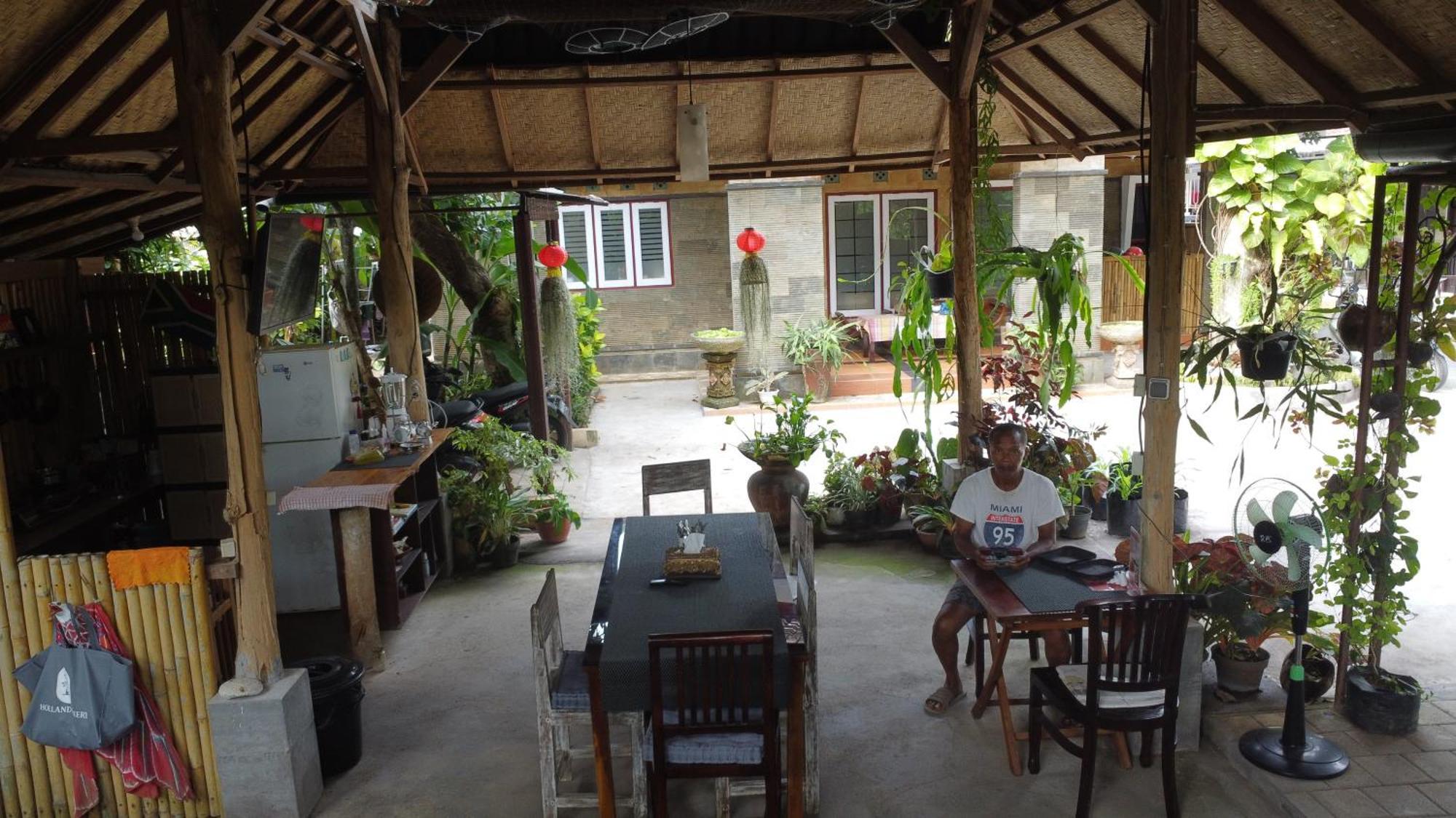 Manuh Guest House Nusa Dua  Exterior photo