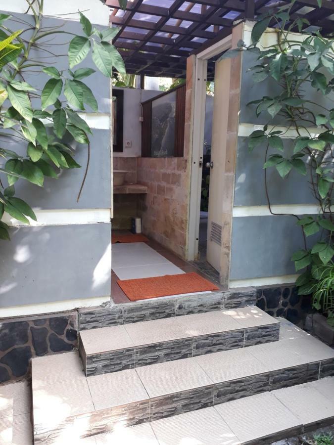Manuh Guest House Nusa Dua  Exterior photo